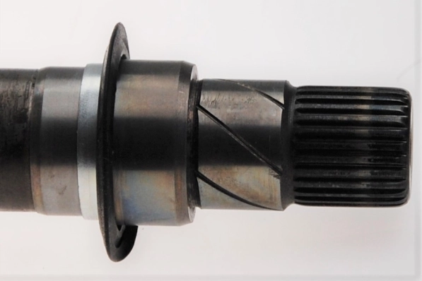 Правая полуось 391002670R Renault (RVI)