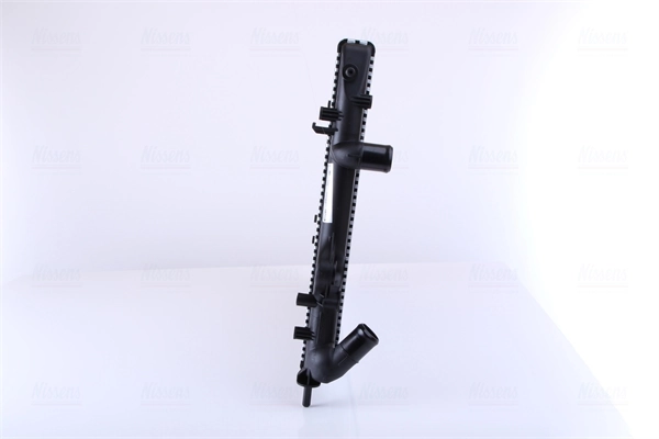 Радиатор охлаждения двигателя Nissens 63877 цена, от 57.12 USD