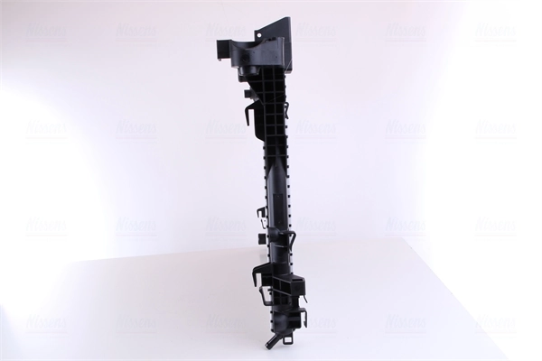 Радиатор охлаждения двигателя Nissens 630733 цена, от 154.44 USD
