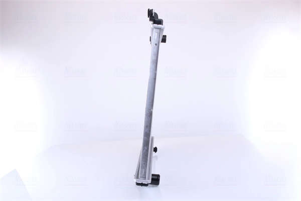 Radiador de esfriamento de motor Nissan Terrano 1 WD21