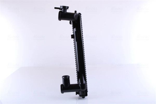 Радиатор охлаждения двигателя Nissens 64667A цена, от 96.05 USD