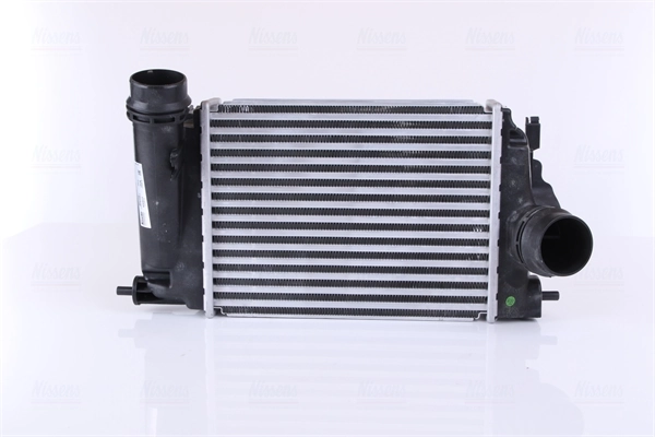 Радиатор интеркуллера Polcar 27C1J84