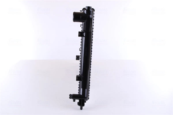Радиатор охлаждения двигателя Nissens 67701 цена, от 92.20 USD