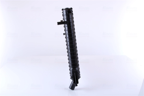 Радиатор охлаждения двигателя Volvo 460 L седан (464) (1988 - 1996) цена, от 132.68 USD