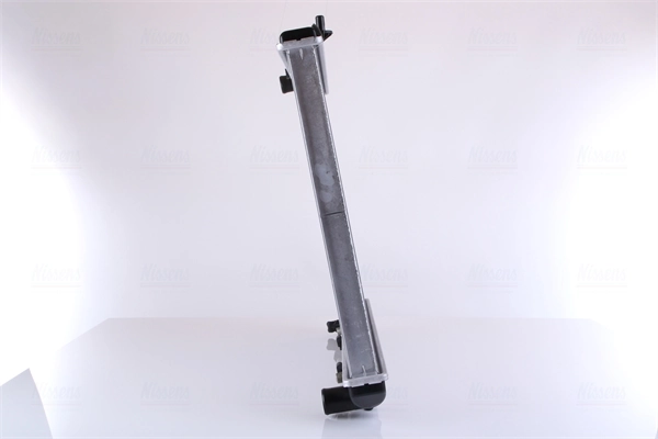 Радиатор охлаждения двигателя Nissens 61640 цена, от 157.62 USD