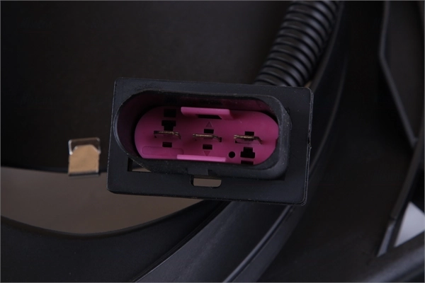 Диффузор вентилятора в сборе с мотором и крыльчаткой 85249 Nissens
