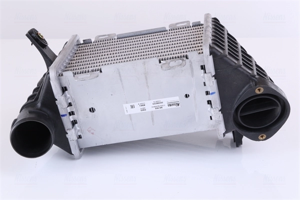 Radiador de intercooler Volkswagen Vento 1H2