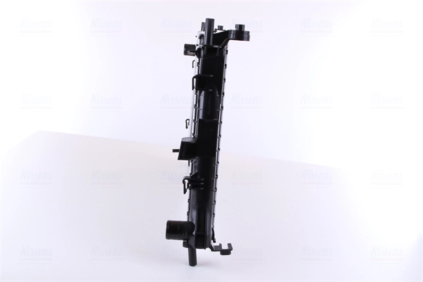 Радиатор охлаждения двигателя Nissens 62073A цена, от 74.54 USD