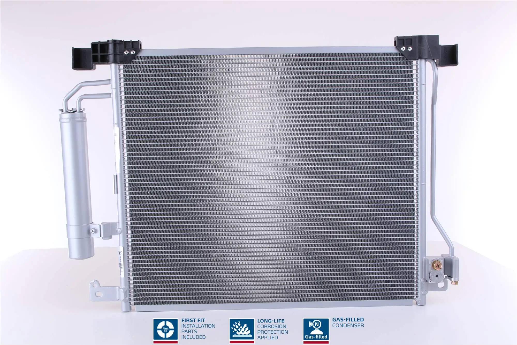 Радиатор кондиционера NISSENS 940555