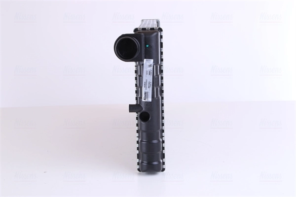 Радиатор охлаждения двигателя Nissens 61814 цена, от 28.91 USD