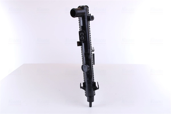 Радиатор охлаждения двигателя Nissens 632461 цена, от 66.39 USD