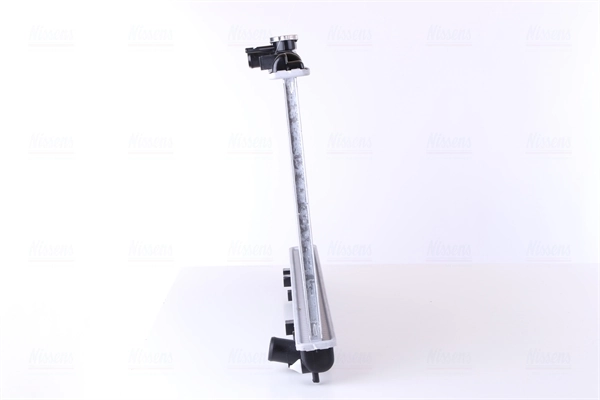 Радиатор охлаждения двигателя Nissens 64775 цена, от 76.35 USD