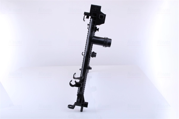 Радиатор охлаждения двигателя Nissens 606447 цена, от 138.58 USD