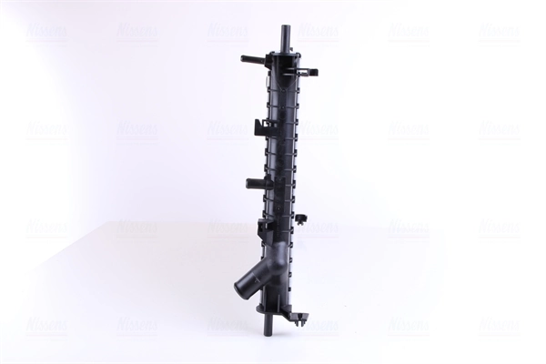 Радиатор охлаждения двигателя Nissens 62015A цена, от 115.67 USD