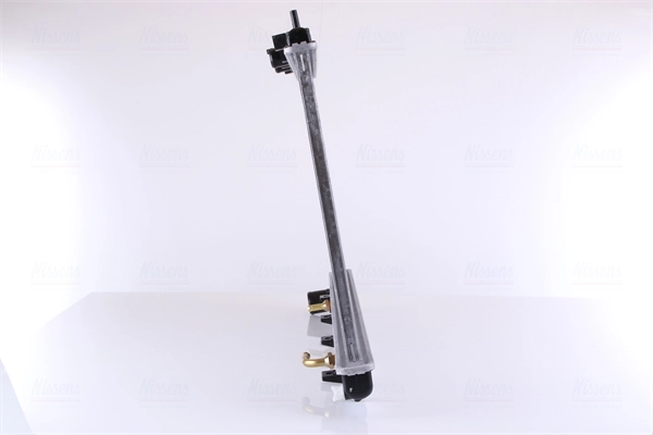 Радиатор охлаждения двигателя Nissens 67739 цена, от 107.13 USD