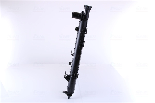 Радиатор охлаждения двигателя Nissens 675018 цена, от 138.39 USD