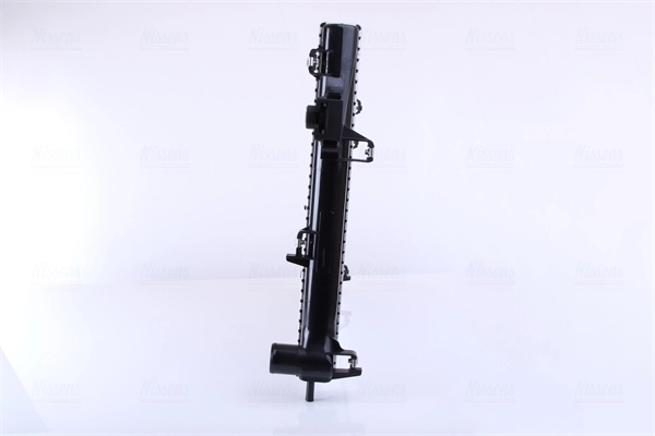 Радиатор охлаждения двигателя Nissens 61022 цена, от 178.56 USD