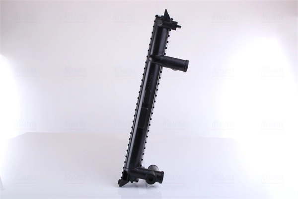 Радиатор охлаждения двигателя Nissens 63943A цена, от 212.89 USD