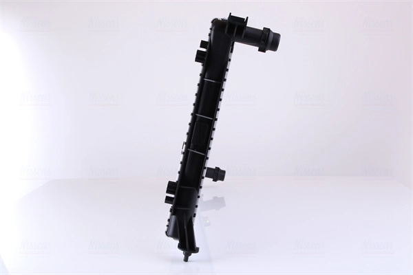 Радиатор охлаждения двигателя Nissens 60300A цена, от 143.28 USD