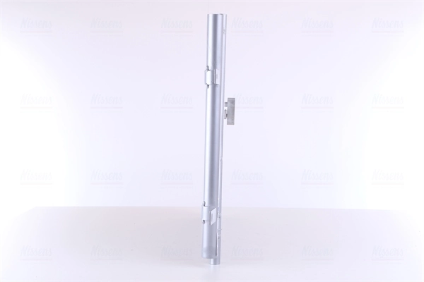 Радиатор кондиционера 940584 Nissens
