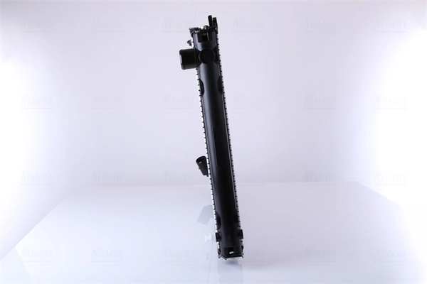 Радиатор охлаждения двигателя Nissens 67327 цена, от 185.74 USD