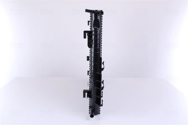 Радиатор охлаждения двигателя Nissens 637633 цена, от 109.28 USD