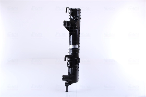 Радиатор охлаждения двигателя Nissens 637666 цена, от 146.41 USD