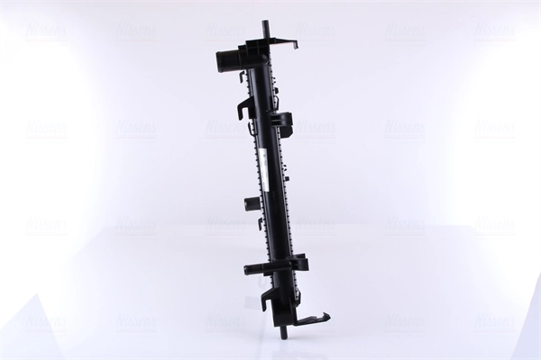 Радиатор охлаждения двигателя Nissens 68752 цена, от 148.12 USD