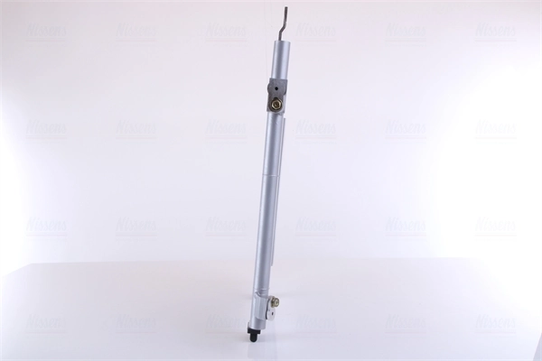 Радиатор кондиционера 940193 Nissens