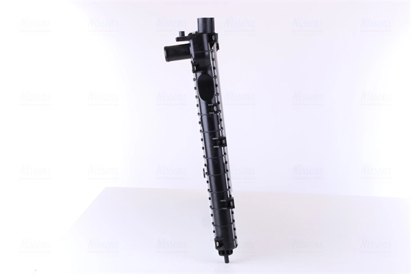 Радиатор охлаждения двигателя Nissens 64310A цена, от 136.92 USD