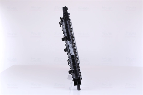 Радиатор охлаждения двигателя Nissens 61931 цена, от 27.52 USD