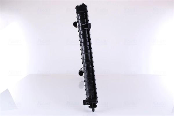 Радиатор охлаждения двигателя Nissens 61322 цена, от 141.27 USD