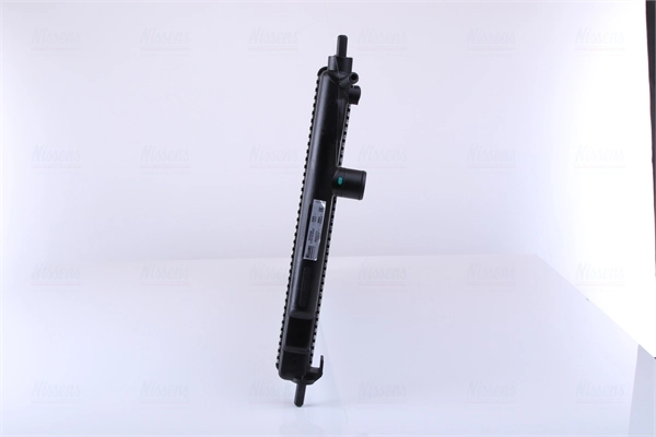Радиатор охлаждения двигателя Nissens 63252A цена, от 55.26 USD
