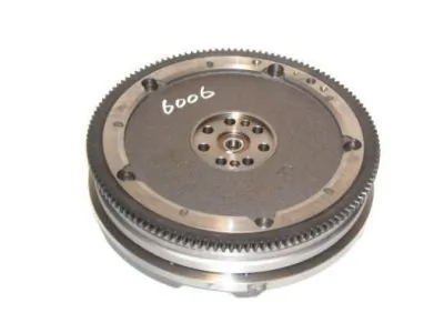 Volante de motor Mitsubishi Pajero 3