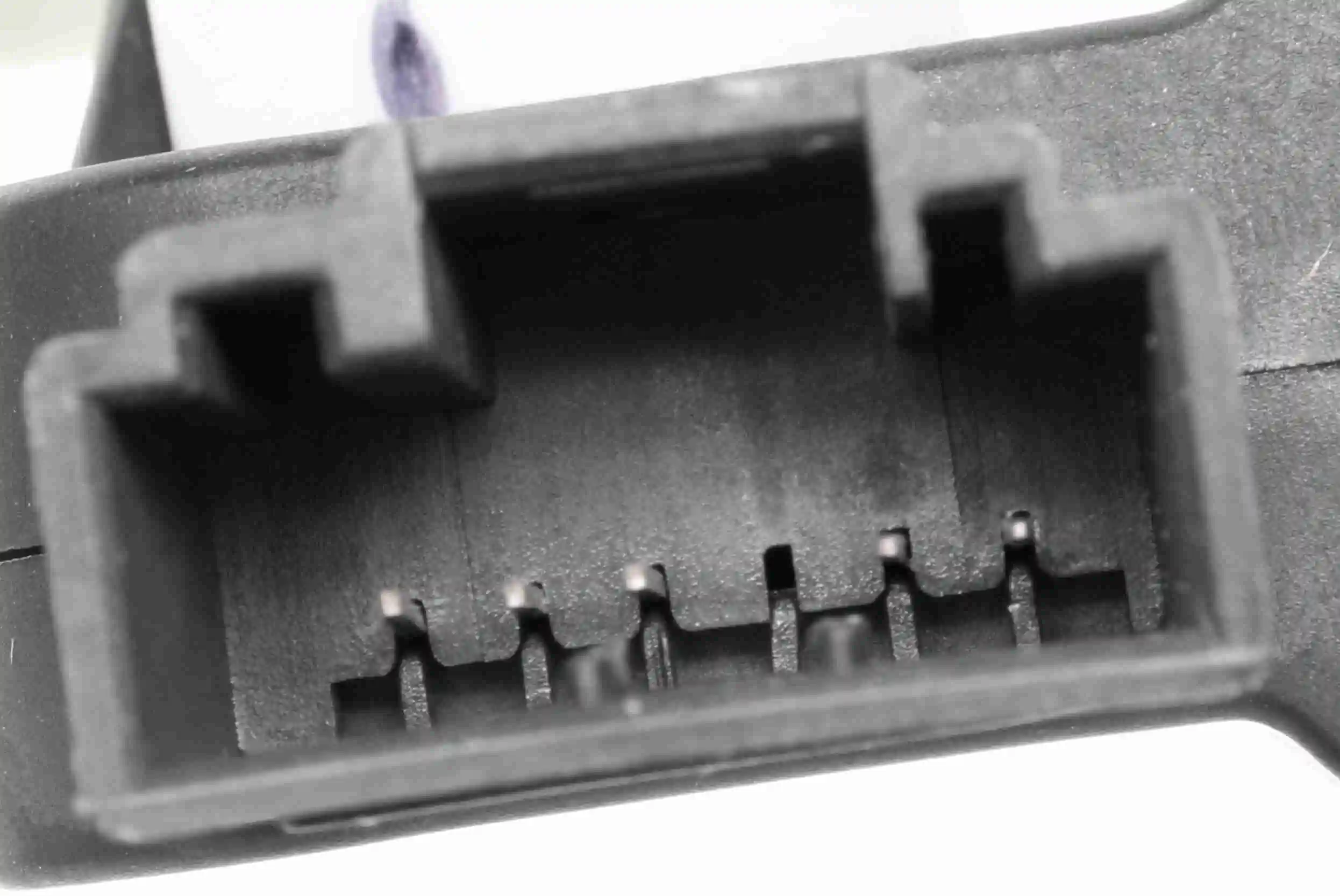  Acionamento de comporta de forno Audi A3 hatchback (8P1) (2003 - 2012) 