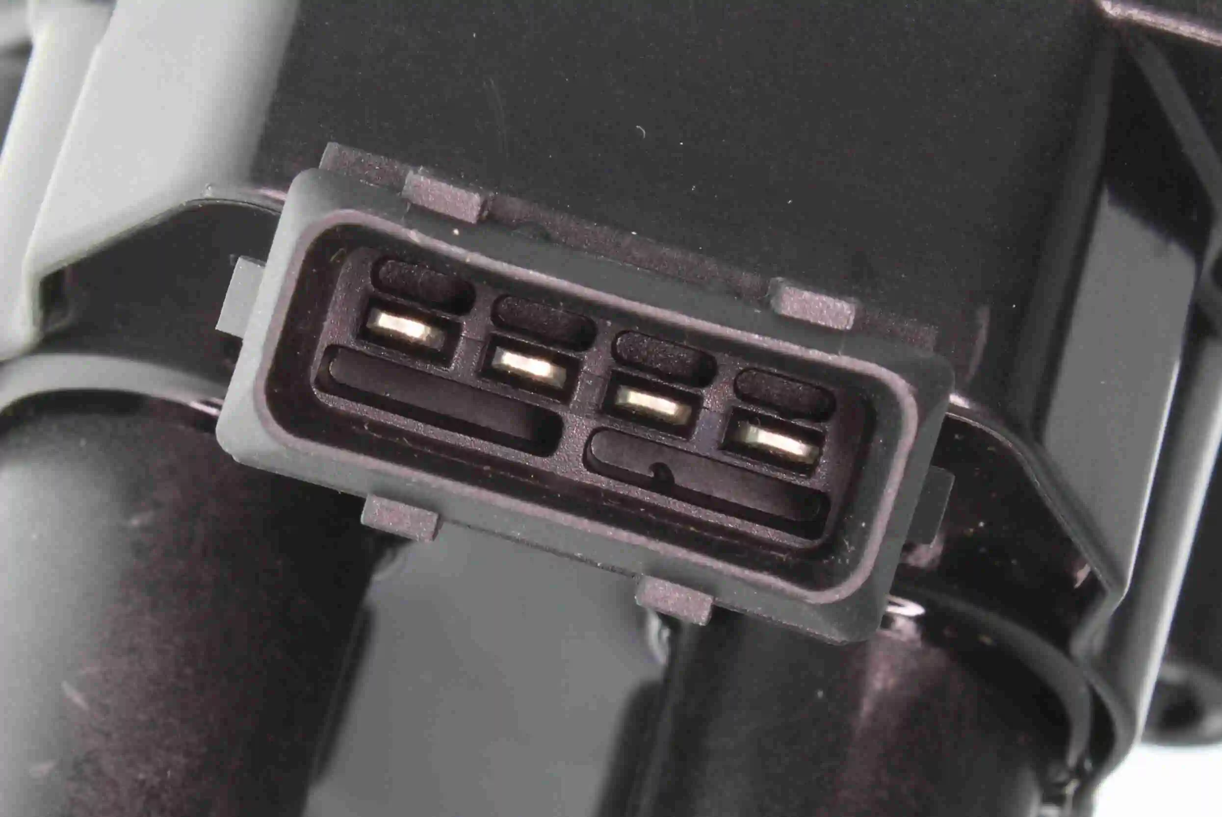 V40700014 Vemo Катушка зажигания