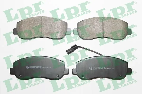 05P1579 LPR Колодки передние