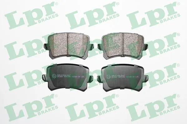 05P1390 LPR Колодки тормозные дисковые комплект