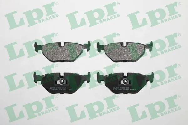 05P463 LPR Колодки тормозные дисковые комплект