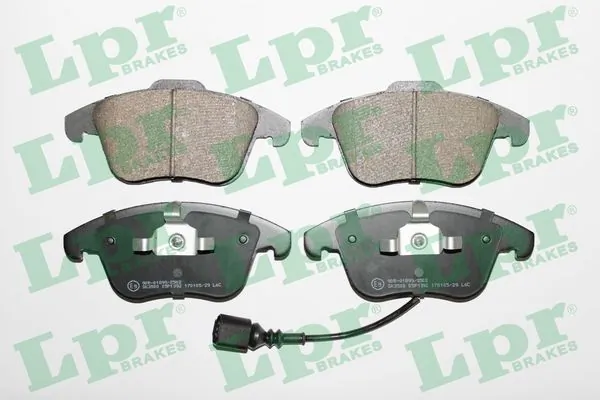 05P1392 LPR Колодки передние