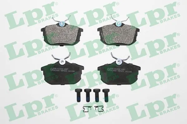 05P621 LPR Колодки тормозные дисковые комплект