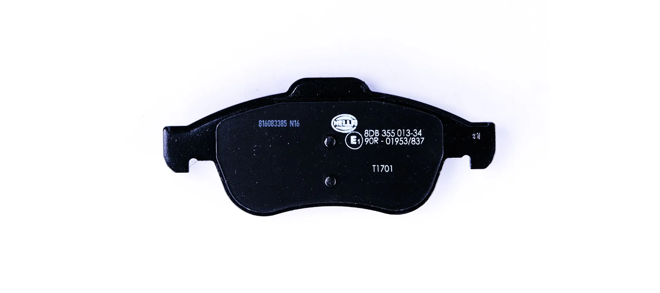 8DB355013341 HELLA Колодки передние