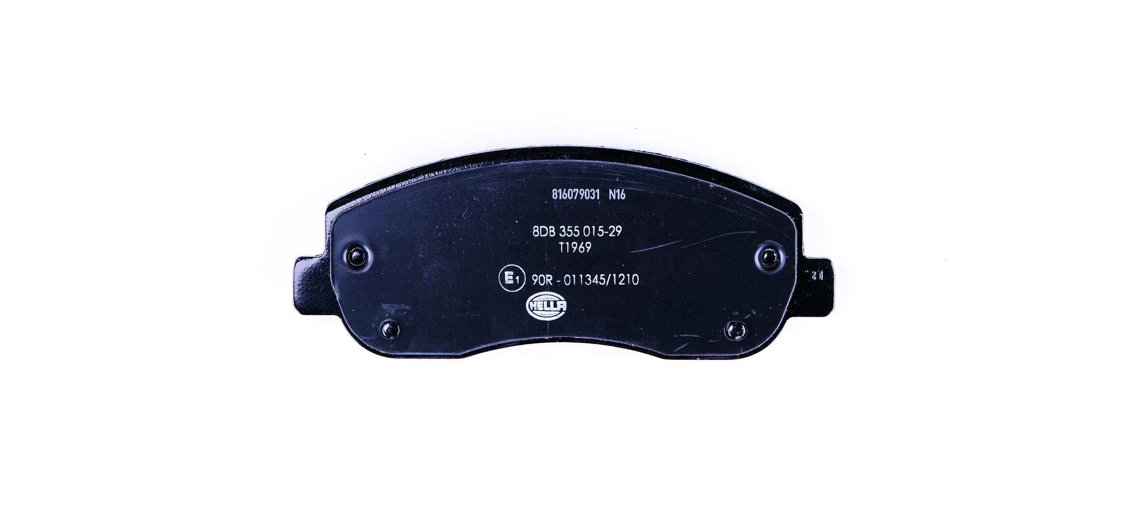 8DB355015291 HELLA Колодки передние