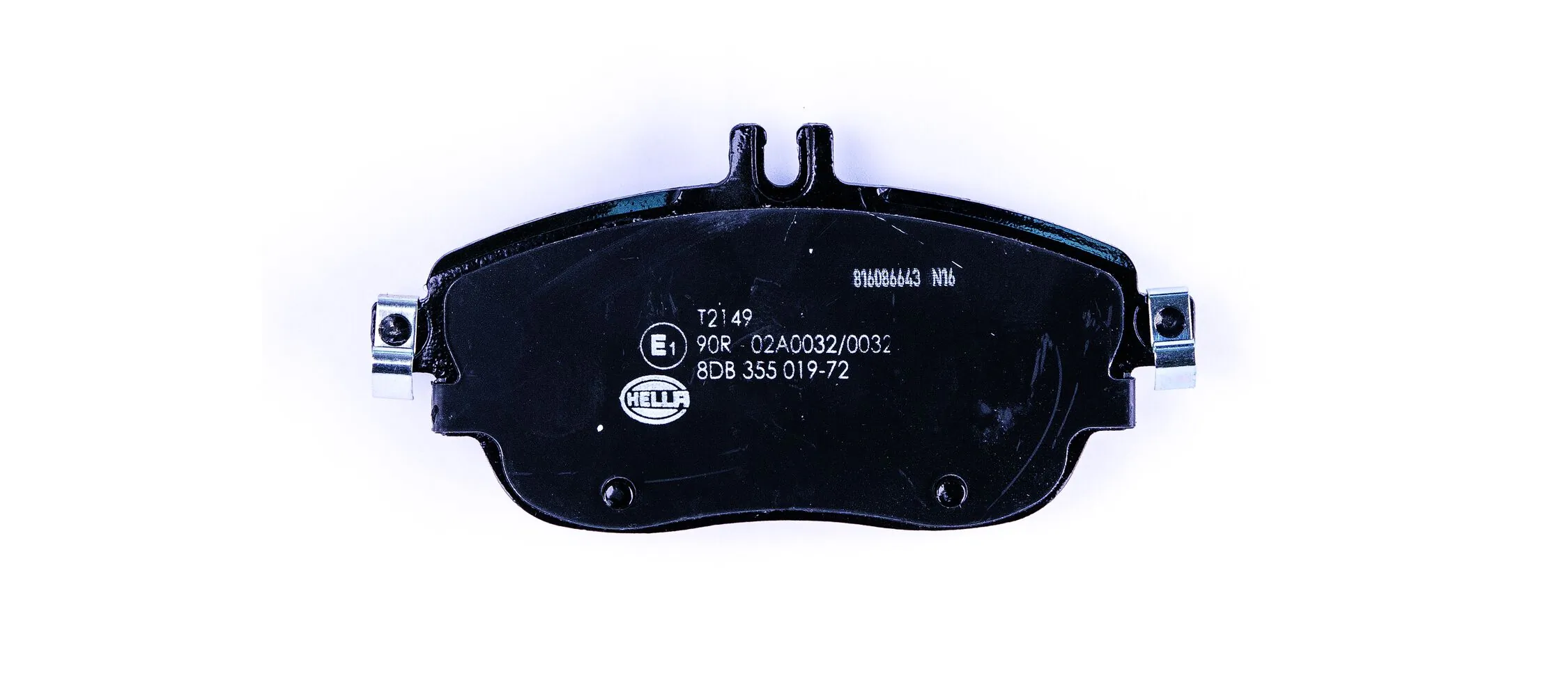 8DB355019721 HELLA Колодки передние