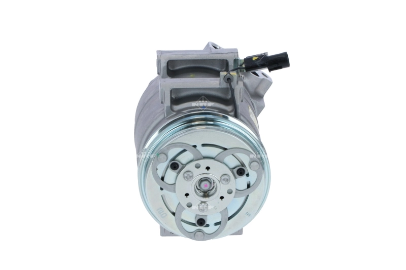 Компрессор кондиционера 7813A105 Chrysler