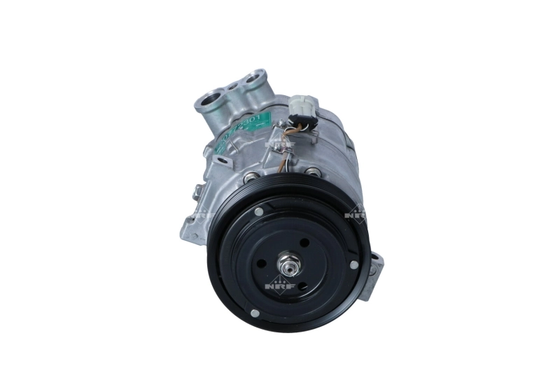 Компрессор кондиционера 9225560 General Motors