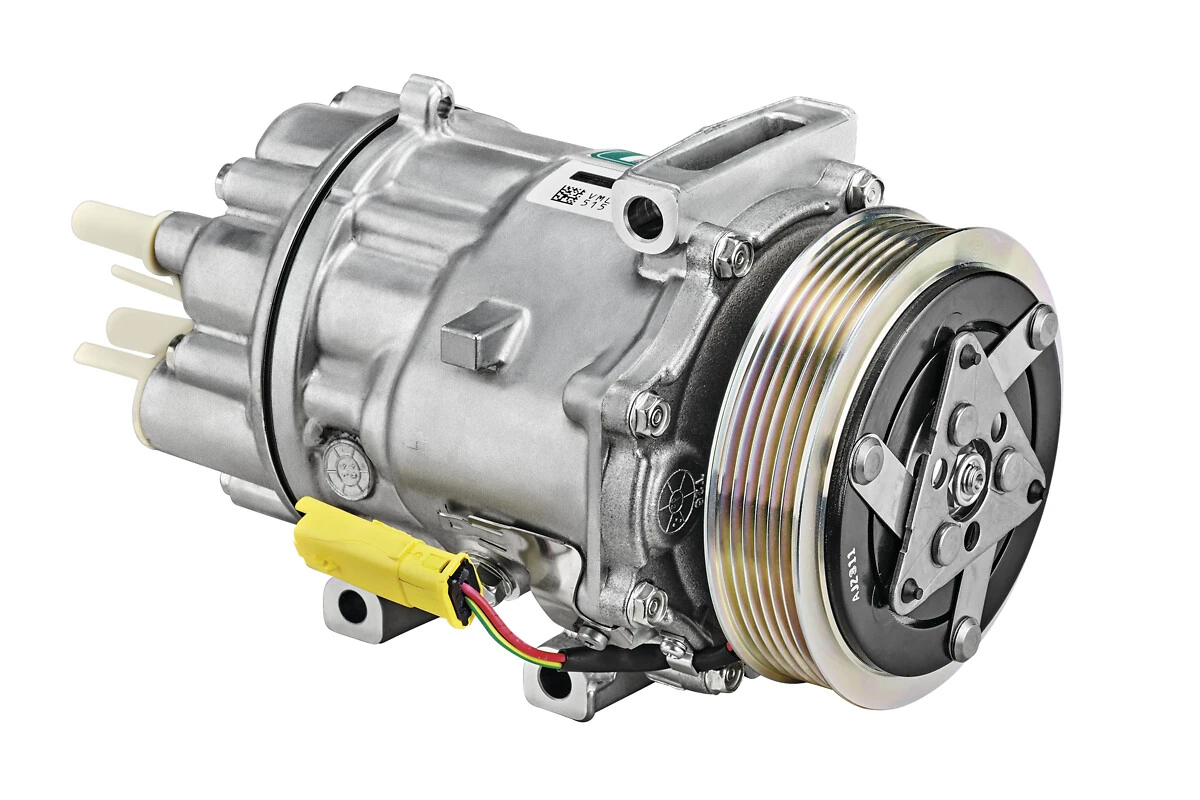 Компрессор кондиционера 6453YY Toyota