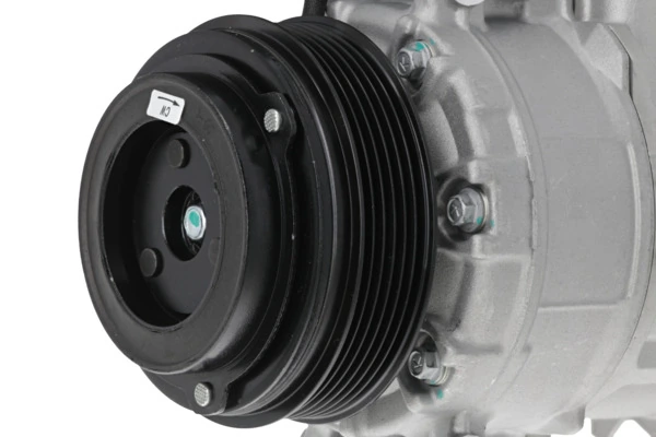 Купить 813250 VALEO Компрессор климатической установки