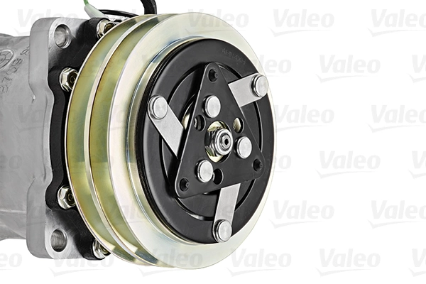 Компрессор системы кондиционирования VALEO 813037 цена, от 299.08 USD