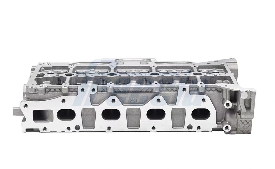Головка блока цилиндров на Ford Focus IV HN